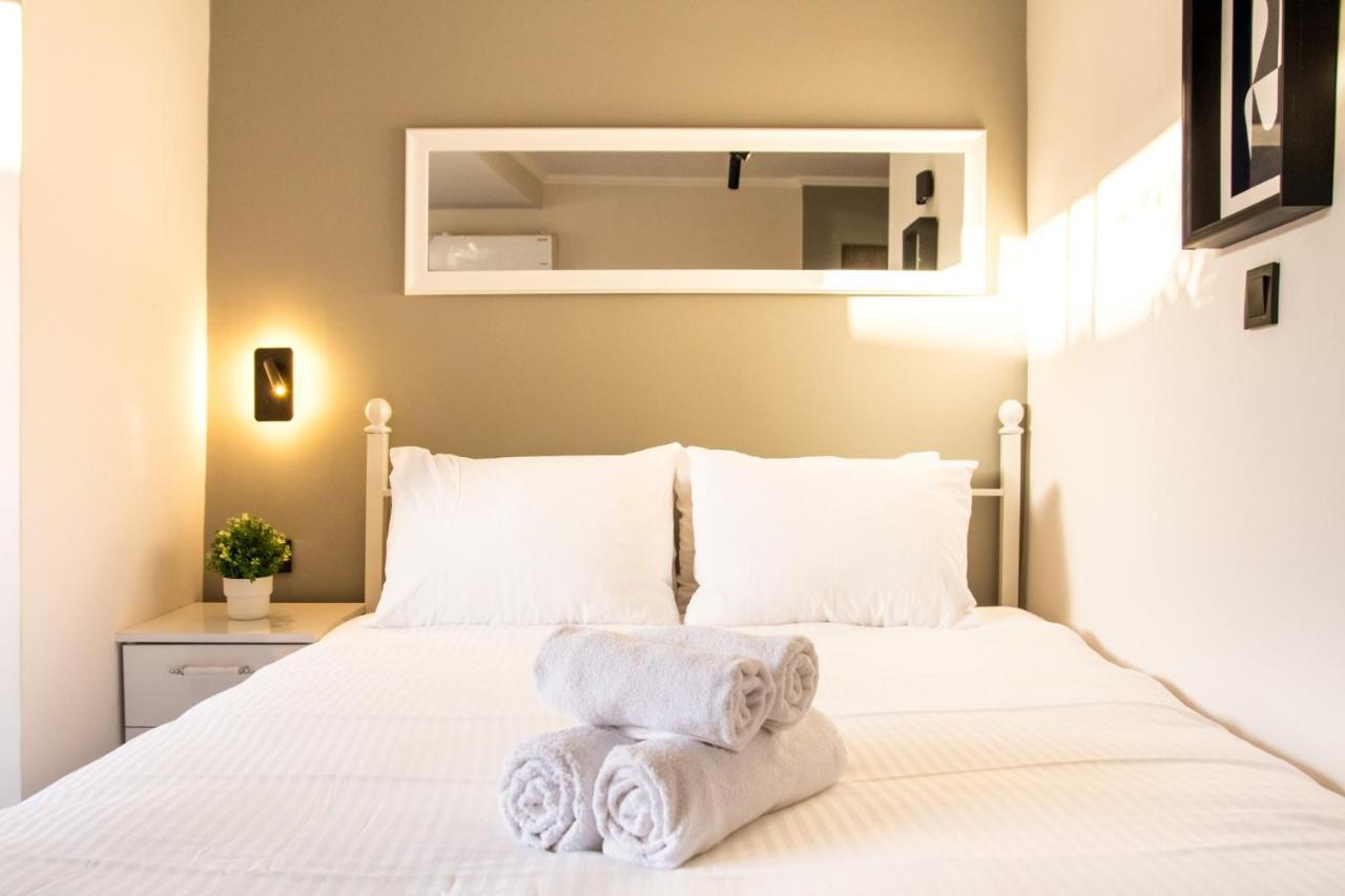 Apartamento Invigorating Studio Flat Near Kordon In Alsancak Esmirna Exterior foto
